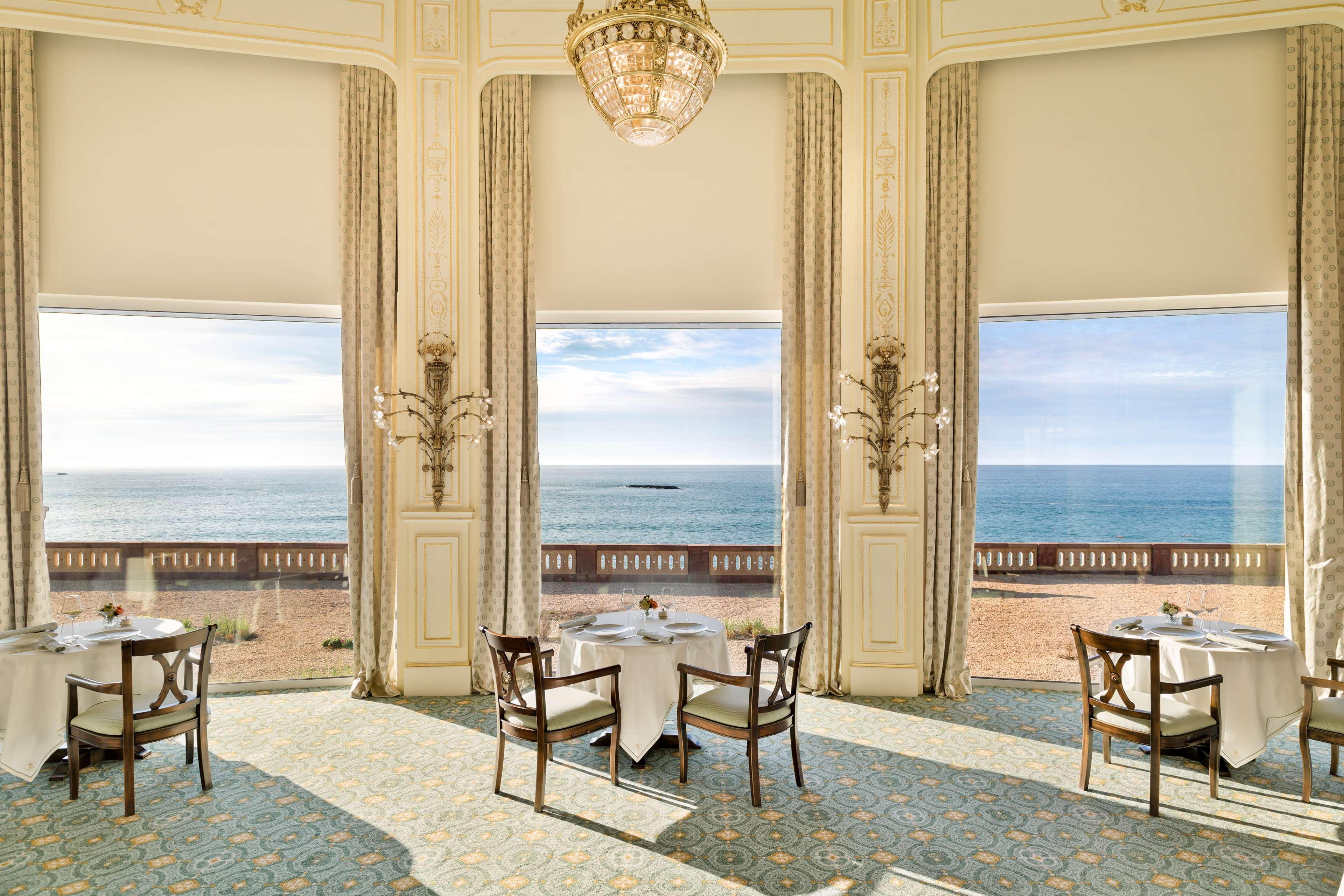 Hotel Du Palais Biarritz, In The Unbound Collection By Hyatt Bagian luar foto