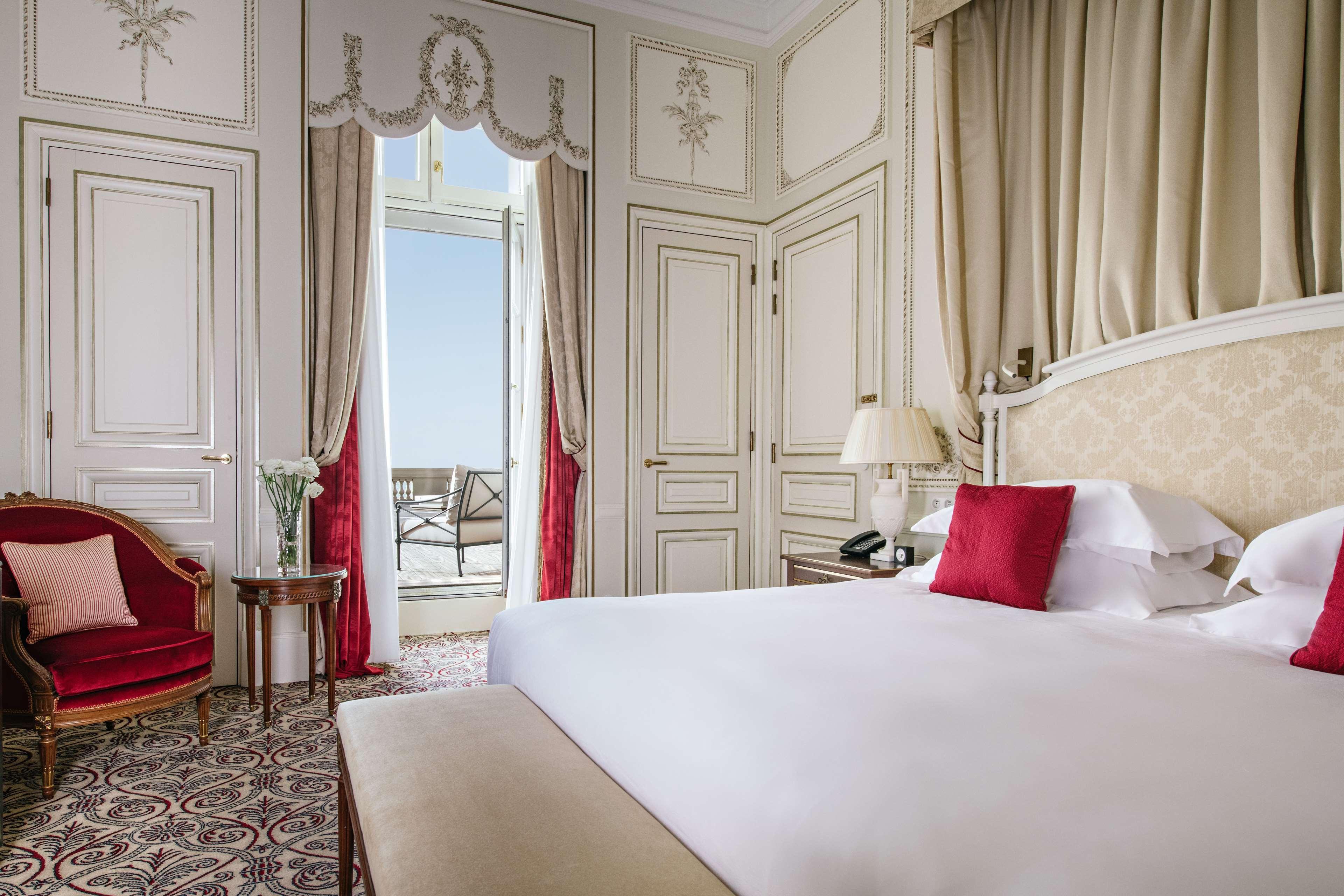Hotel Du Palais Biarritz, In The Unbound Collection By Hyatt Bagian luar foto