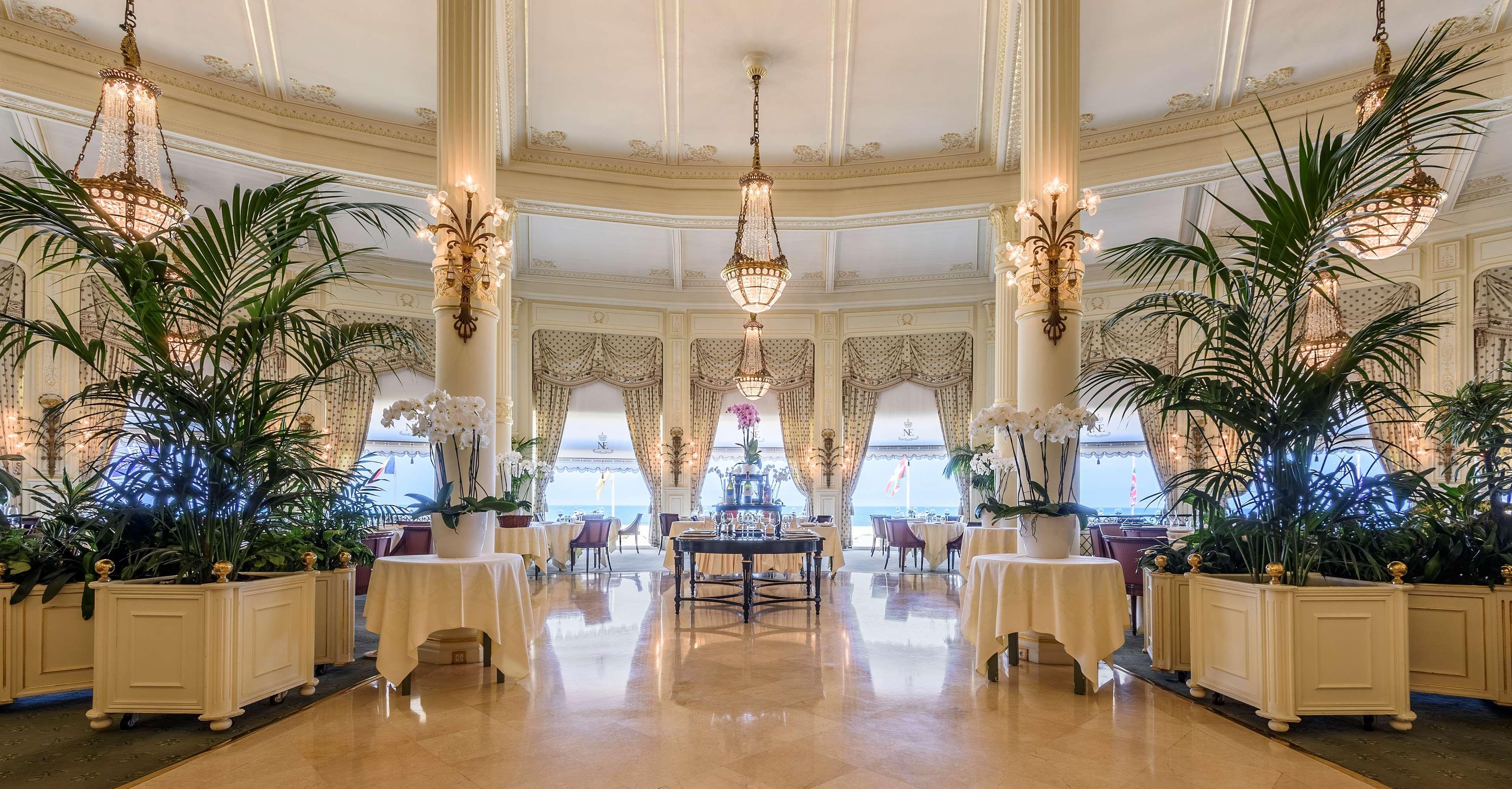 Hotel Du Palais Biarritz, In The Unbound Collection By Hyatt Bagian luar foto